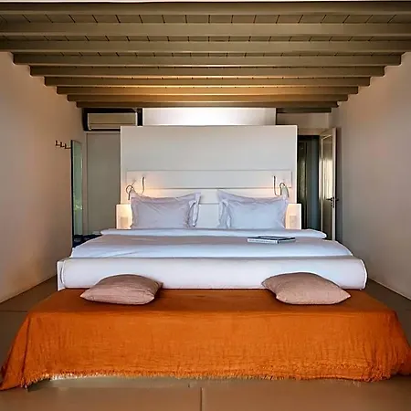 Hotel Mykonos Rocks & Mykonos Town