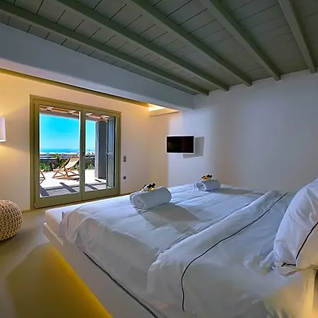Hotel Mykonos Rocks & Mykonos Town