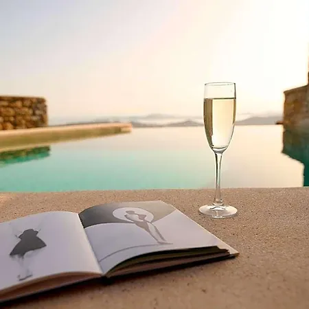 Mykonos Rocks & Hotel *