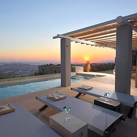 Mykonos Rocks & Hotel Mykonos Town